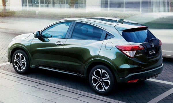 Първото поколение IMA система на Honda е една от най-простите по архитектура сред серийните хибриди. Електрическият мотор е инсталиран между двигателя и скоростната кутия и работи само заедно с двигателя с вътрешно горене: помага за ускорение, изглажда преходните режими и намалява разхода на гориво, но автомобилът не се движи самостоятелно.

Атмосферен бензинов мотор от серията LDA се използва като двигател с вътрешно горене. Той остава основен източник на тяга, отличава се с издръжливост и рядко изисква сериозна намеса до 300 000 км. Основните възрастови характеристики са образуването на въглеродни отлагания във въздухозаборника по време на градска експлоатация, повреди на елементите на запалителната система и чувствителност към редки смяна на масло.
