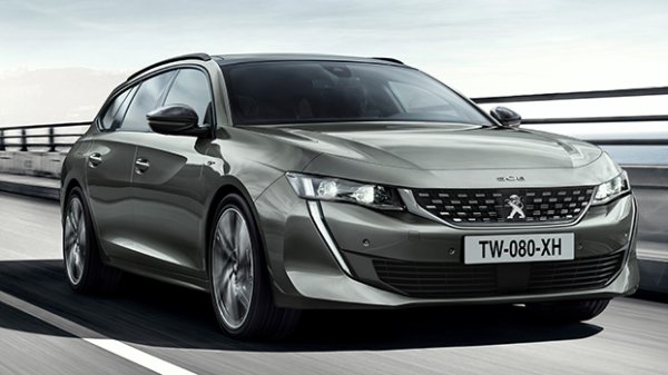 Най-икономичният сред дизеловите представители на семейния клас се оказа същият Peugeot 508. С 1,5-литров двигател, развиващ 131 коня, лифтбекът харчи 3,5 л/100 км. Нещо повече, версията с 8-степенна автоматична трансмисия има емисии на CO2 с 1 грам по-ниски. След "французина" са Volkswagen Passat (3.8 л/100 км, Opel Insignia 1.5 Diesel и BMW 320d (и двата с по 4 л/100 км) и др.