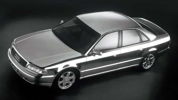 Audi дава много специфичен преглед на A8 през 1993 г. с концептуалния ASF (на изображението), който се появи година по-късно. Елегантно проектираната каросерия използва алуминиева рамка за намаляване на теглото. Всъщност базовият модел с 2,8-литров V6 тежи едва 1,5 тона.

По-късно Audi A8 става известен като официалната кола на германския канцлер Герхард Шрьодер. Топ-версията на модела излиза през 2001 г., като това е мощното 6.0 W12 с 420 к.с.

