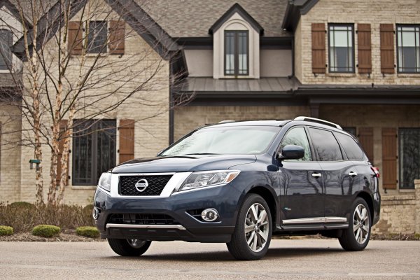 Nissan Pathfinder Hybrid
