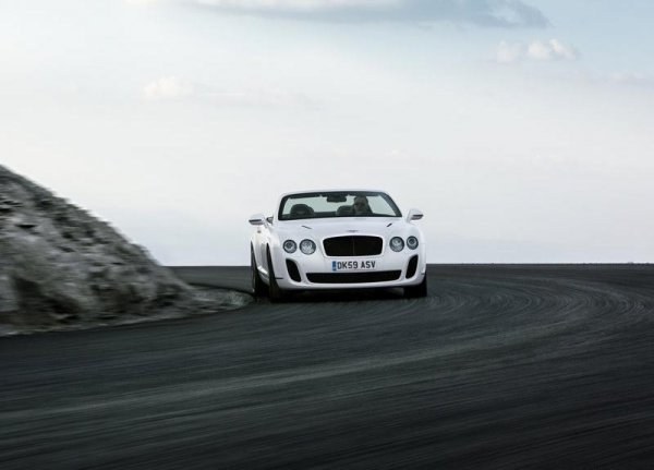 Bentley Continental Supersports Convertible 2011