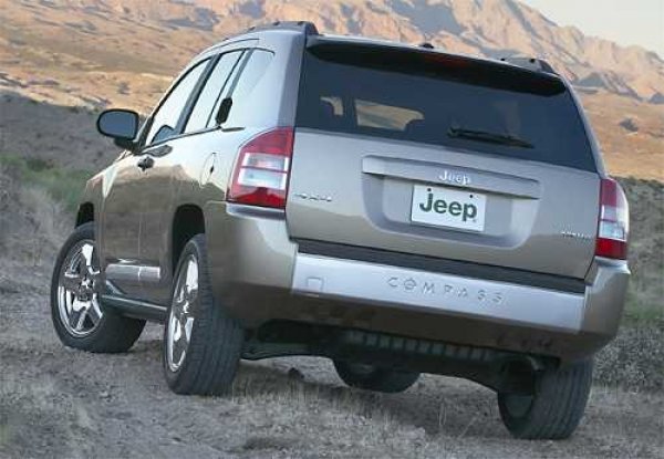 Jeep Compass снимка Chrysler Group