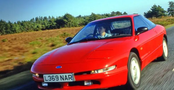 Първият Ford Probe от 1988 г. беше леко скучен опит да се създаде конкурент на Honda Prelude в САЩ. Това доведе до модела от второ поколение, който пристигна през 1992 г. с много по-елегантен стил и шаси, заимствано от Mazda MX-6. Продажбите в Европа започнаха през 1993 г. и Probe трябваше да се превърне в духовен наследник на Capri, но купувачите бяха по-запалени към конкурента Opel Calibra, въпреки по-лошата му управляемост. 
Това второ поколение Probe е стилизирано от Мими Вандермолен, която беше първата жена изпълнителен директор по дизайна на малки автомобили във Ford. Инстинктът й беше правилен, но гладките линии не бяха достатъчни, за да се конкурира с автомобили като Nissan 200SX  Toyota Celica и Volkswagen Corrado.