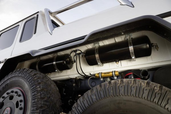 Mercedes-Benz G63 AMG 6x6