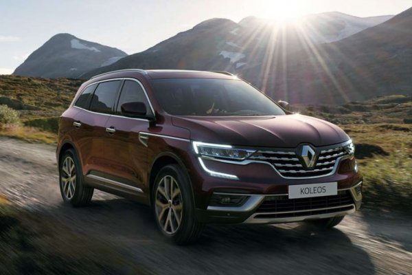 Както и не особено успешния предшественик, актуалният Koleos също слиза от поточните линии в Бусан, Южна Корея