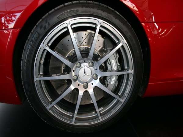 "ОЧАРОВАНИЕ БЕЗ КРАЙ" - ексклузивното роудшоу Mercedes-Benz Star Experience