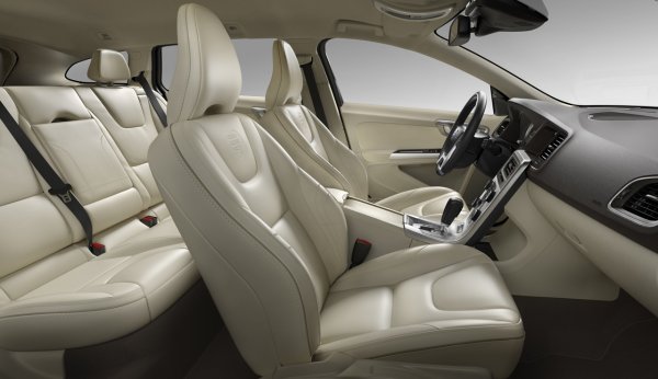 Специална Ocean Race серия на Volvo V60, V70, XC60 и XC70