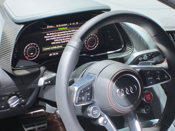 Audi R8