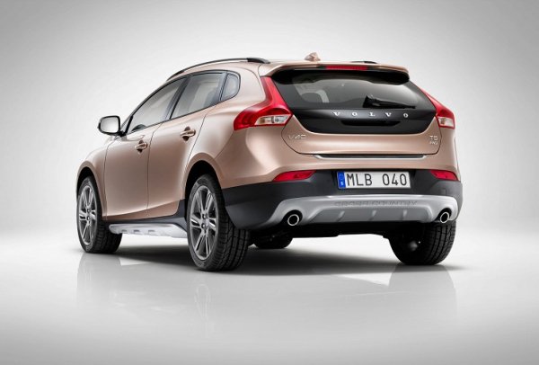 V40 Cross Country