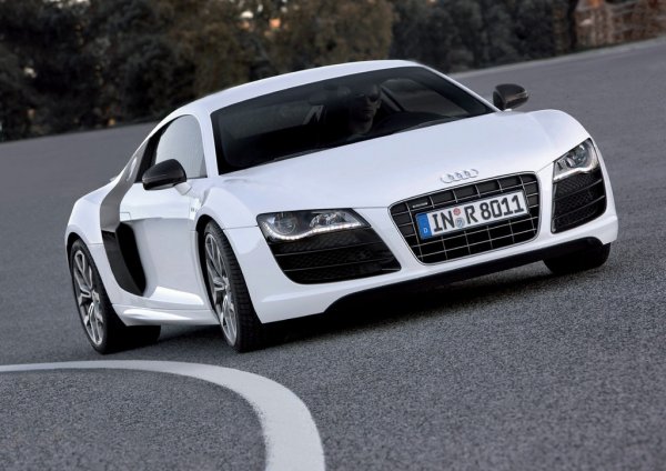Аudi R8 V10