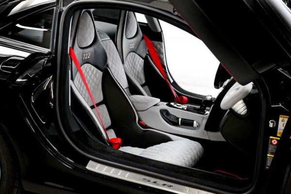 McLaren Mercedes SLR 722