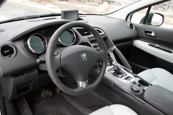 Peugeot 3008 HYbrid4