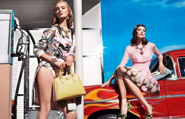 Колекцията пролет-лято 2012 на Prada е вдъхновена от автомобилите 