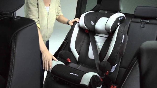 Някои функции и системи са твърде важни, но в един момент започват да не вършат работа, защото са заменени от нови. Не става дума за отопляеми седалки и круиз-контрол, а за странични въздушни възглавници, система за контрол на стабилността и за следене на слепите зони. Тяхната липса може да постави под риск безопасността на возещите се в автомобила. 

&bdquo;Ако сте променили начина си на живот, като в него вече има и дете, е хубаво да помислите за нова кола, което ще ви защити в случай на инцидент&ldquo;, категоричен е Рейна.