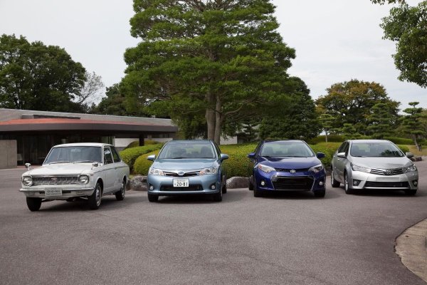 Toyota Corolla е най-продаваната кола на всички времена, с повече от 50 милиона пласирани екземпляра от 1966 г. насам. Японският модел е популярен по цял свят, като всяка година успява да привлече голям брой купувачи. 