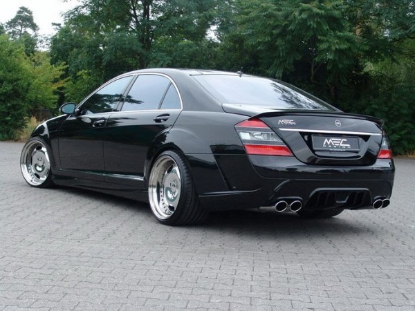 Bodykit за Mercedes-Benz S-Class W221 от MEC Design