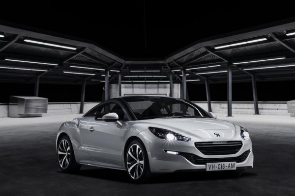 Peugeot RCZ 2013