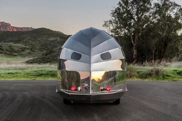 Цената: 225 000 долара
