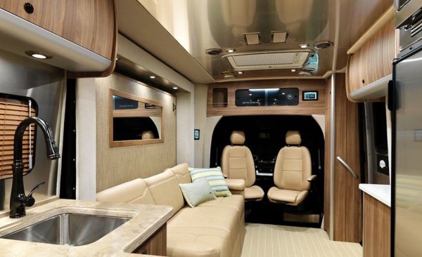 Цената: 244 044 долара
