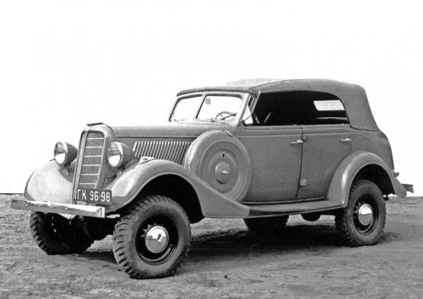 Колекцията завършва с модел, чиято реставрация все още не е приключила. Това е първият автомобил със задвижване на четирите колела в историята на ГАЗ, произведен е през 1938 г.