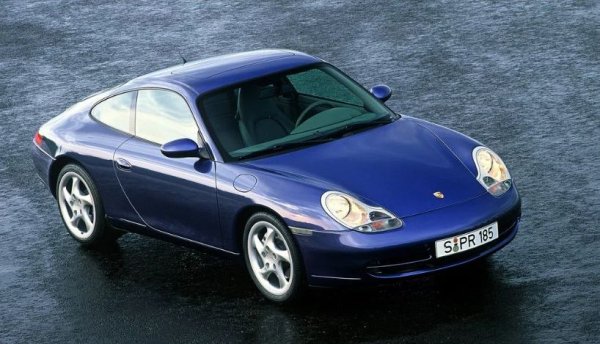 Mercedes-Benz традиционно сам разработва и произвежда автоматични трансмисии. И освен на Mercedes, те са инсталирани на много други автомобили. Например Chrysler, Jeep, Jaguar, Porsche и SsangYong. Така че в този случай клубът на „другарите по нещастие“ не е малък, защото популярната скоростна кутия 722.6 не винаги е била стандарт за надеждност. 

Това е и първата петстепенна автоматична скоростна кутия от Mercedes-Benz с електронно управление и блокиране на преобразувателя на въртящия момент, като още първоначално имаше много „проблеми“. Най-известният е разрушаването на втулката на първичния и вторичния вал. 