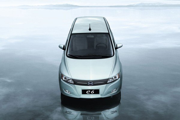 BYD e6
