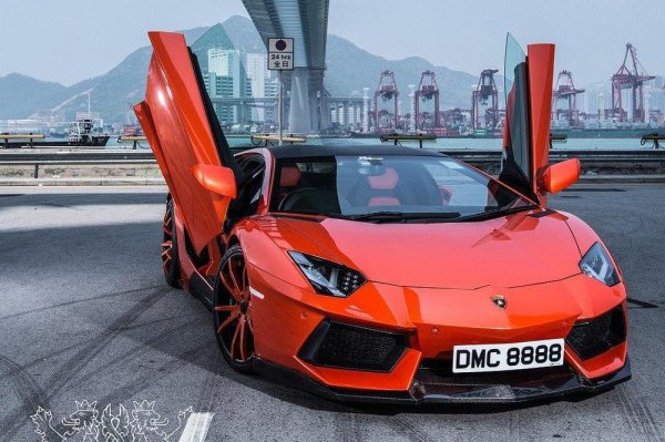 Aventador Molto Veloce