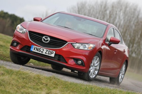 Надеждността и качеството са отличителните белези на Mazda 6, която може да се похвали и с красив интериор. Тази кола също така е страхотна за шофиране, с остри реакции и мощни двигатели и е забележително икономична. Ако искате интелигентна представителна кола, която не трябва да ви разочарова, Mazda 6 е отличен избор.