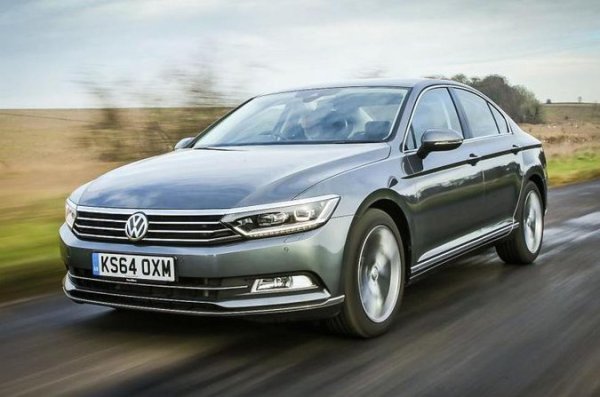 Това е фантастичен универсален автомобил, съчетаващ комфорт и ефективност с управление, което е едновременно приятно и безопасно, и интериор, който е много елегантен. Има достатъчно място за всички и просторен багажник. Сред силните страни на Passat са още конкурентните цени и надеждността.