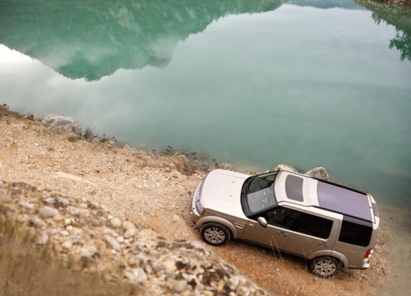 Land Rover Discovery 4