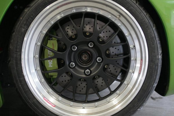 CCG Automotive CustomGT - суперавтомобил с газова уредба
