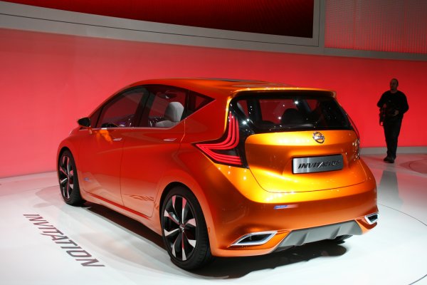 Женева 2012 / Nissan Invitation Concept
