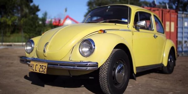 Това е една наистина емблематична машина, която може да бъде лесно открита и не е скъпа за покупка. Освен това, превръщането и в истинска класика няма да бъде скъпа за възстановяване. 

И тук по-евтините модификации се нуждаят от доста работа по тях, но пък собственикът има избор &ndash; да възстанови колата в оригинален вид или да я оборудва с модерни компоненти и технологични функции.