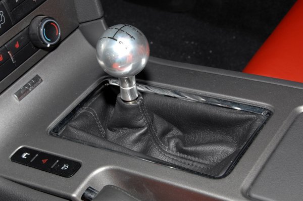 Автосалон Лос Анджелис 2008 / Ford Mustang 2010