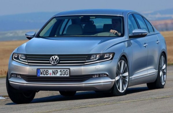 Единственият не-японски седан в класацията e Volkswagen Passat (поколение B8). В случая американското издание посочна версия с 1,8-литров турбодвигател. Като силни страни на модела се отчитат още цифровият приборен панел, просторният втори ред седалки и големия багажник.