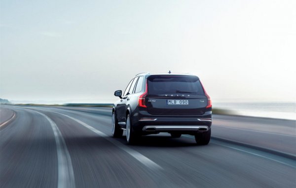 Volvo XC90 First Edition 