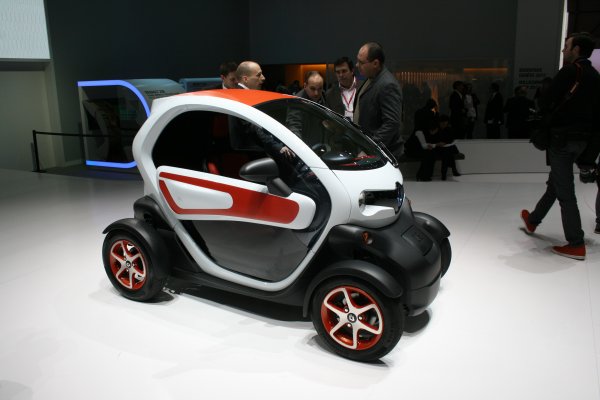 Женева 2012 / Renault Twizy