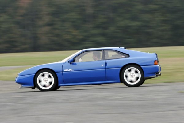 През 1994 е лансиран 260 LM. В случая, цифрите подсказват колко е максималната мощност.
