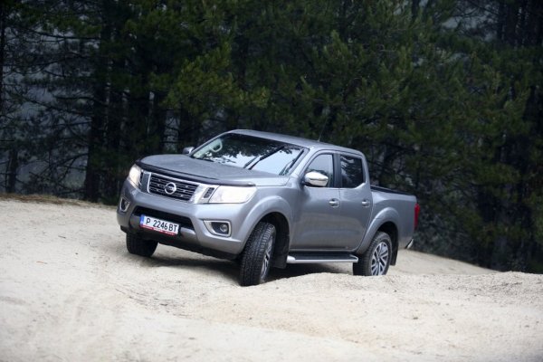 Nissan Navara 