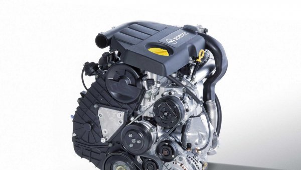 Това, че японски производител е произвел дизелов двигател, беше сравнително рядко срещано явление през 90-те години на миналия век. А още по-интересното е, че такъв мотор се поставя на европейските модели, като в историята на Isuzu има няколко такива примери.

В случая 4-цилиндровият мотор 1.7 първо се по появява с непряко впръскване на горивото, а след това постепенно еволюира до common rail. Дълги години то е бил от дизеловите гами на Opel Astra, Vectra, Meriva, Zafira, Corsa и на първата Mokka. Малко преди напускането си на европейските пазари Chevrolet също го постави под капака на Cruze, където развива 129 к.с.
