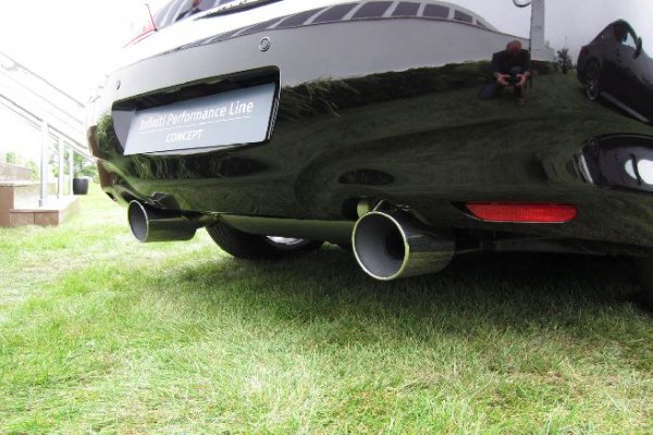 Infiniti IPL G Convertible на изложението Pebble Beach Concours dElegance