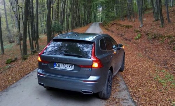 Над 29% спад за шведския бранд спрямо миналата година. Интересът е съсредоточен почти изцяло върху кросоувърите от ХС сериите, на които се падат над 86% от сделките. 
НАЙ-ПРОДАВАН МОДЕЛ: XC60 - 57 автомобила
Други основни модели:  XC90 - 42, XC40 - 36, S60 - 14, V40 - 5, V60 - 6
