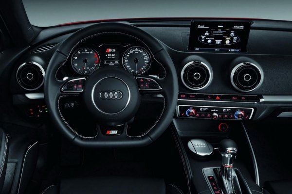 Audi S3 