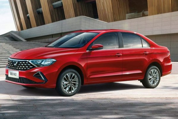 Германският концерн Volkswagen, освен марката майка, включва марките Skoda, Seat, Audi, Porsche, Bentley, Lamborghini, както и китайското подразделение Jetta, създадено през 2019 г. от съвместното предприятие FAW-Volkswagen за производство на евтини автомобили. В Китай най-простата Jetta VA3 (на снимката) струва 66 000 юана (8950 евро). Автомобилът, построен на платформата PQ25, позната от предишните поколение на Polo и Rapid, е оборудван с атмосферен 1,5-литров двигател с мощност 112 к.с. и 5-степенна механична скоростна кутия.