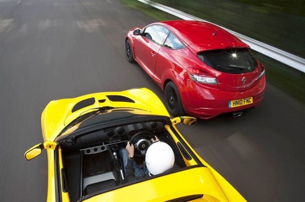 Кадри от конкурса Britain&rsquo;s Best Driver&rsquo;s Car 2010 на Аutocar. Победител е Porsche 911 GT3 RS.