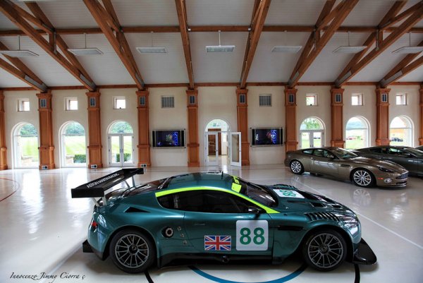 Частна колекция от 82 суперколи