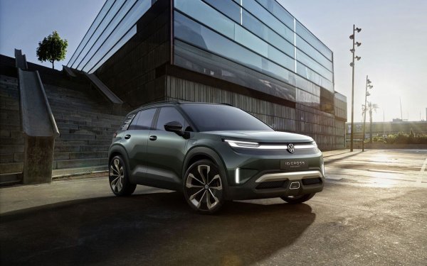 Друга премиера на 2026 година е Volkswagen ID. Cross - електрическа алтернатива на популярния кросоувър T-Cross. Моделът ще получи електрически мотор с мощност 211 к.с. и задвижване на предните колела. Пробегът ще бъде приблизително 420 км, което е малко по-малко от ID. Polo, но доста очаквано за по-голям и по-тежък автомобил.
