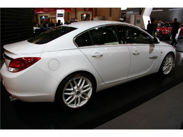 Opel Insignia доработена от Steinmetz Tuning