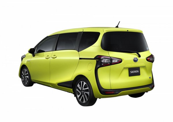 Toyota Sienta