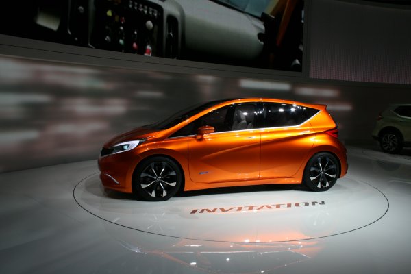 Женева 2012 / Nissan Invitation Concept
